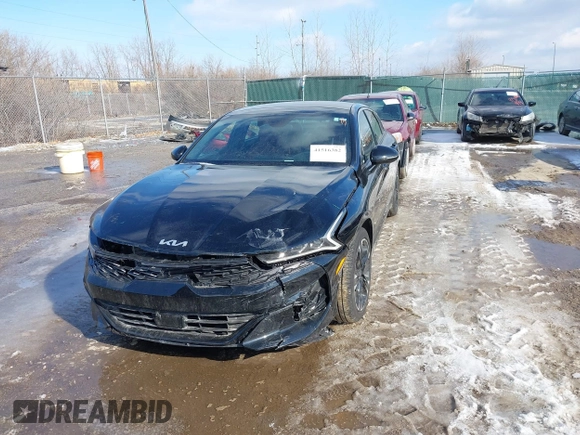 2024 Kia K5 GT-Line z VIN 5XXG64J28RG255382, wystawiony jako IAAI lot #41516382 z przebiegiem 12 330 mil mil oraz . Historia ofert i sprzedaży dostępna na DreamBid. Obrazek 12.