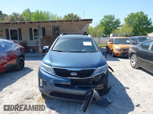 2014 Kia Sorento LX with VIN 5XYKT3A65EG474225, listed as a IAAI auction lot 42059313 with 190,803 mi miles and . Bid and sale history available at DreamBid. Image 12.