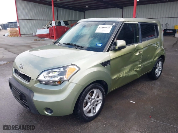 2011 Kia Soul + with VIN KNDJT2A26B7296787, listed as a IAAI auction lot 41889946 with 129,052 mi miles. Bid and sale history available at carsss.com. Image 17.