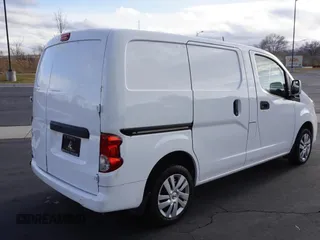 2020 Nissan NV200 S с VIN 3N6CM0KN5LK711309, выставлен на аукционе Copart как лот 56420745 с пробегом 40 087 миль миль и Списание • Salvage title. История ставок и продаж доступна на DreamBid. Изображение 3.
