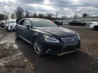 2015 Lexus LS 460 z VIN JTHCL5EF7F5023557, wystawiony jako Copart lot #42178425 z przebiegiem Nie podano mil oraz Szkoda całkowita • Salvage title. Historia ofert i sprzedaży dostępna na DreamBid. Obrazek 10.