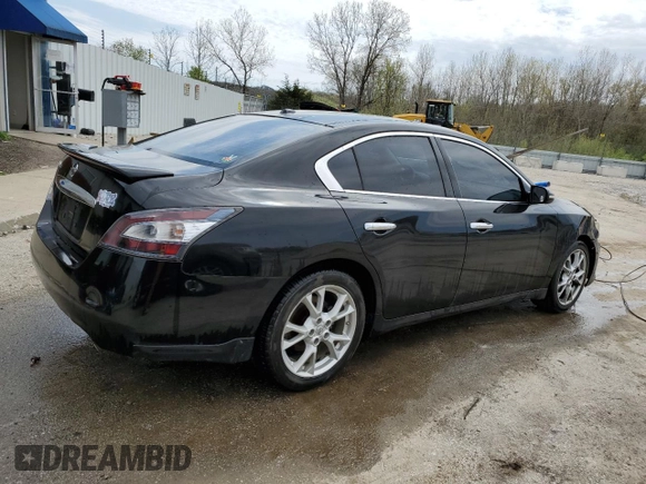 2014 Nissan Maxima SV с VIN 1N4AA5AP1EC441089, выставлен на аукционе Copart как лот 52320335 с пробегом 182 909 миль миль и Списание • Salvage title. История ставок и продаж доступна на DreamBid. Изображение 3.
