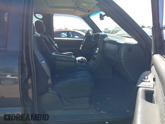 2004 Chevrolet Avalanche Z71 with VIN 3GNEK12T14G117298, listed as a IAAI auction lot 42600262 with 209,889 mi miles and . Bid and sale history available at DreamBid. Image 5.