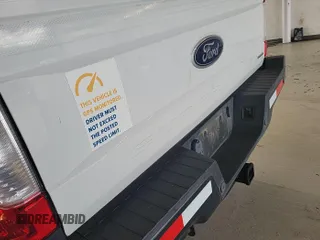 2019 Ford F-250 XL with VIN 1FT7W2B61KEF86319, listed as a IAAI auction lot 42801635 with 31,051 mi miles and . Bid and sale history available at DreamBid. Image 1.