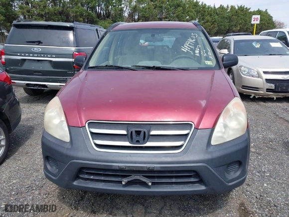 2005 Honda CR-V LX with VIN SHSRD68585U306976, listed as a IAAI auction lot 41999605 with 272,696 mi miles. Bid and sale history available at carsss.com. Image 6.