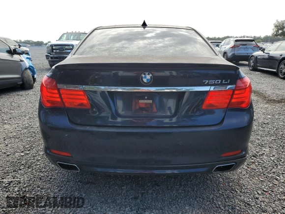 2011 BMW 7 Series 750Li z VIN WBAKB8C58BCY64737, wystawiony jako Copart lot #55503755 z przebiegiem 97 687 mil mil oraz Czysty tytuł • Clean title. Historia ofert i sprzedaży dostępna na DreamBid. Obrazek 6.
