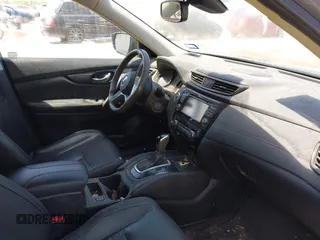 2017 Nissan Rogue SL with VIN JN8AT2MT2HW407004, listed as a IAAI auction lot 41884121 with 79,227 mi miles and . Bid and sale history available at DreamBid. Image 5.