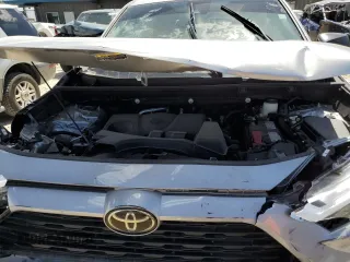 2023 Toyota RAV4 LE z VIN 2T3F1RFV6PW404831, wystawiony jako Copart lot #57941475 z przebiegiem Nie podano mil oraz Szkoda całkowita • Salvage title. Historia ofert i sprzedaży dostępna na DreamBid. Obrazek 11.