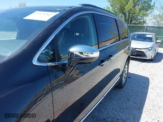 2023 Chrysler Pacifica Limited with VIN 2C4RC3GG4PR565998, listed as a IAAI auction lot 41979262 with 16,697 mi miles. Bid and sale history available at carsss.com. Image 18.