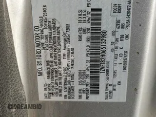 2006 Ford Mustang GT Deluxe z VIN 1ZVFT82H065132980, wystawiony jako Copart lot #52818745 z przebiegiem 207 854 mil mil oraz Szkoda całkowita • Salvage title. Historia ofert i sprzedaży dostępna na DreamBid. Obrazek 12.