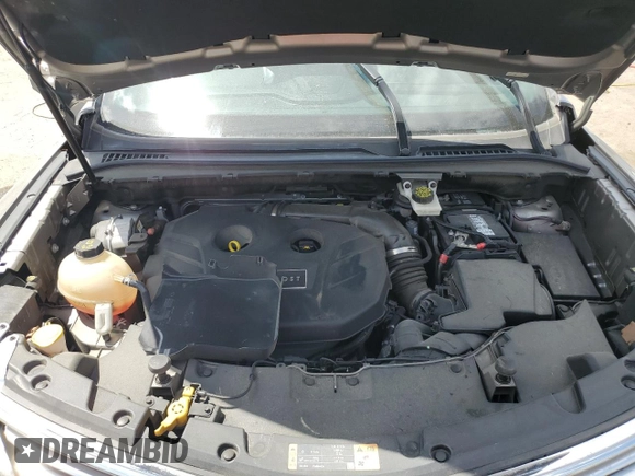 2017 Lincoln MKC Reserve z VIN 5LMCJ3D98HUL11757, wystawiony jako Copart lot #53115715 z przebiegiem 40 464 mil mil oraz Szkoda całkowita • Salvage title. Historia ofert i sprzedaży dostępna na DreamBid. Obrazek 12.
