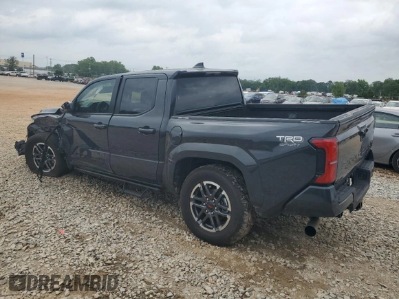 2024 Toyota Tacoma SR5 z VIN 3TYLB5JN0RT056369, wystawiony jako Copart lot #56704105 z przebiegiem 12 025 mil mil oraz Szkoda całkowita • Salvage title. Historia ofert i sprzedaży dostępna na DreamBid. Obrazek 2.