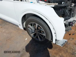 2021 Audi Q5 Premium Plus with VIN WA1BAAFYXM2125942, listed as a IAAI auction lot 41671026 with 63,804 mi miles. Bid and sale history available at carsss.com. Image 12.
