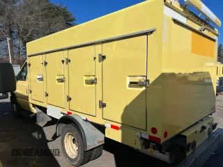 2019 Ford Econoline Commercial with VIN 1FDXE4FS9KDC52269, listed as a Copart auction lot 48694385 with 150,000 mi miles and Clean Title. Bid and sale history available at carsss.com. Image 3.