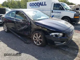 2016 Volvo S60 T5 Drive-E Premier with VIN YV126MFKXG2411504, listed as a Copart auction lot 68546593 with 131,597 mi miles. Bid and sale history available at carsss.com. Image 4.