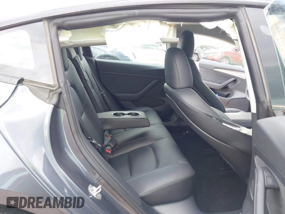 2023 Tesla Model 3 z VIN 5YJ3E1EA1PF642955, wystawiony jako IAAI lot #42121508 z przebiegiem 22 831 mil mil oraz . Historia ofert i sprzedaży dostępna na DreamBid. Obrazek 8.