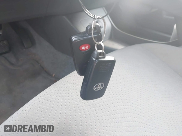 2010 Toyota Prius II with VIN JTDKN3DU8A0099922, listed as a IAAI auction lot 42186386 with 170,304 mi miles and . Bid and sale history available at DreamBid. Image 11.
