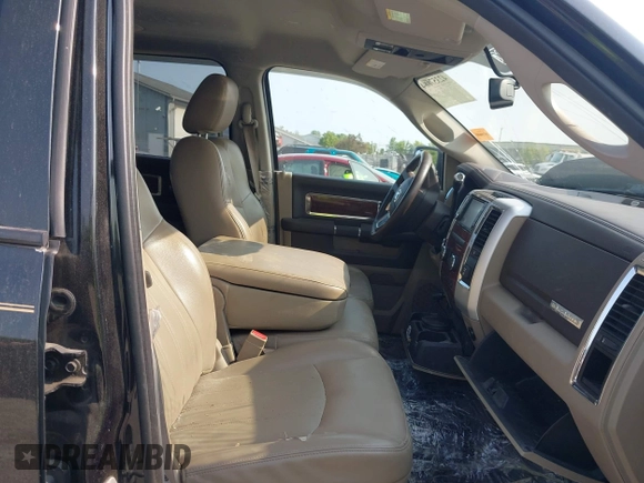 2009 Dodge 1500 SLT с VIN 1D3HV13T39S723883, выставлен на аукционе IAAI как лот 42357664 с пробегом 159 185 миль миль и . История ставок и продаж доступна на DreamBid. Изображение 5.