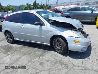 2004 Ford Focus SVT with VIN 3FAHP39504R120276, listed as a IAAI auction lot 42564013 with 251,001 mi miles and . Bid and sale history available at DreamBid. Image 1.
