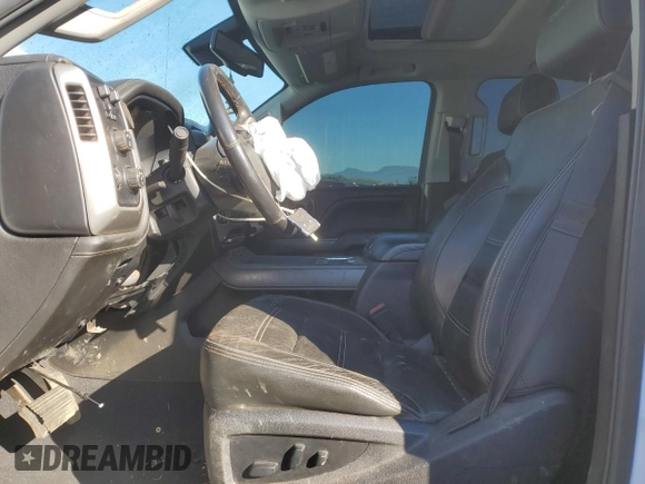 2019 GMC Sierra 3500HD Denali z VIN 1GT42WEY4KF241556, wystawiony jako Copart lot #42368875 z przebiegiem Nie podano mil oraz Szkody całkowita. Historia ofert i sprzedaży dostępna na DreamBid. Obrazek 7.
