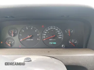 2001 Jeep Grand Cherokee Laredo с VIN 1J4GX48S11C541012, выставлен на аукционе IAAI как лот 42290532 с пробегом 175 780 миль миль и . История ставок и продаж доступна на DreamBid. Изображение 7.