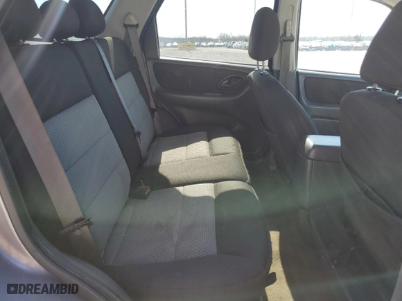 2007 Ford Escape XLT with VIN 1FMYU93117KA75929, listed as a Copart auction lot 48467515 with 156,386 mi miles and Salvage Title. Bid and sale history available at carsss.com. Image 12.
