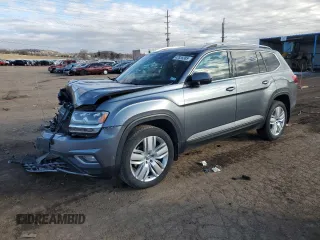 2019 Volkswagen Atlas SEL Premium z VIN 1V2NR2CA4KC550880, wystawiony jako Copart lot #42855385 z przebiegiem 173 252 mil mil oraz Szkody całkowita. Historia ofert i sprzedaży dostępna na DreamBid. Obrazek 1.