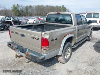 2002 Dodge Dakota SLT with VIN 1B7HG48N82S616607, listed as a IAAI auction lot 41837480 with 328,430 mi miles. Bid and sale history available at carsss.com. Image 6.