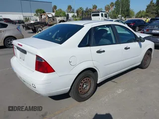 2007 Ford Focus S with VIN 1FAFP34N67W360092, listed as a IAAI auction lot 42194821 with 64,278 mi miles and . Bid and sale history available at carsss.com. Image 4.