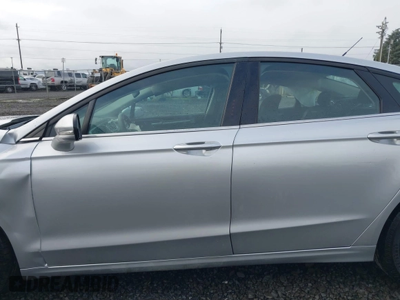 2016 Ford Fusion SE with VIN 3FA6P0H72GR346199, listed as a IAAI auction lot 38430808 with 162,568 mi miles. Bid and sale history available at carsss.com. Image 14.