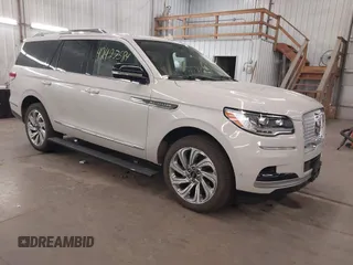 2024 Lincoln Navigator Reserve с VIN 5LMJJ2LG7REL20107, выставлен на аукционе IAAI как лот 42427584 с пробегом 7 311 миль миль и . История ставок и продаж доступна на DreamBid. Изображение 1.