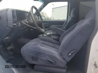 1997 GMC Yukon with VIN 3GKEC18R0VG523581, listed as a Copart auction lot 79601454 with 184,548 mi miles and Salvage Title. Bid and sale history available at carsss.com. Image 7.