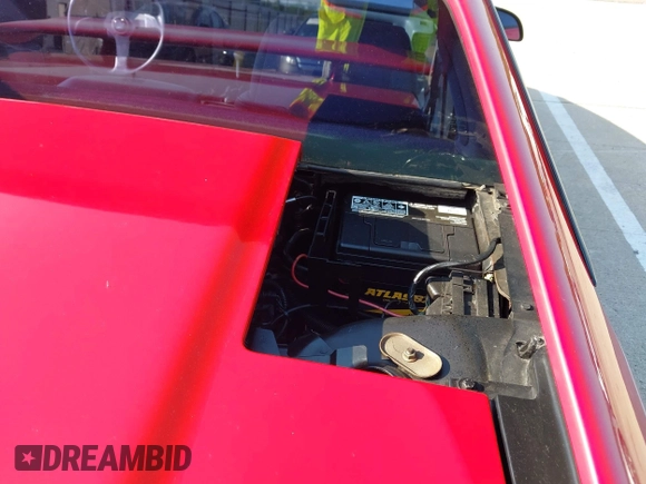 1986 Pontiac Fiero z VIN 1G2PG9791GP267415, wystawiony jako IAAI lot #42461769 z przebiegiem Nie podano mil oraz . Historia ofert i sprzedaży dostępna na DreamBid. Obrazek 13.