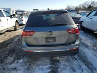 2022 Volkswagen Tiguan SE with VIN 3VV2B7AX5NM035341, listed as a Copart auction lot 42403865 with 51,712 mi miles and Salvage Title. Bid and sale history available at carsss.com. Image 6.