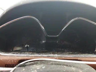 2015 Chevrolet Traverse LT z VIN 1GNKRHKD8FJ217786, wystawiony jako Copart lot #41459254 z przebiegiem Nie podano mil oraz Szkoda całkowita • Salvage title. Historia ofert i sprzedaży dostępna na DreamBid. Obrazek 9.