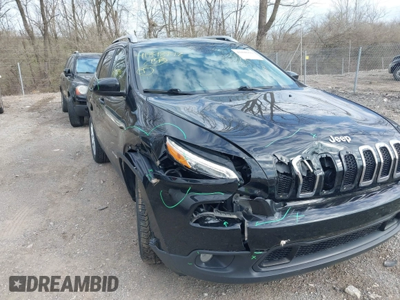 2017 Jeep Cherokee Latitude with VIN 1C4PJLCS5HW642779, listed as a IAAI auction lot 41898992 with 109,145 mi miles and . Bid and sale history available at carsss.com. Image 1.