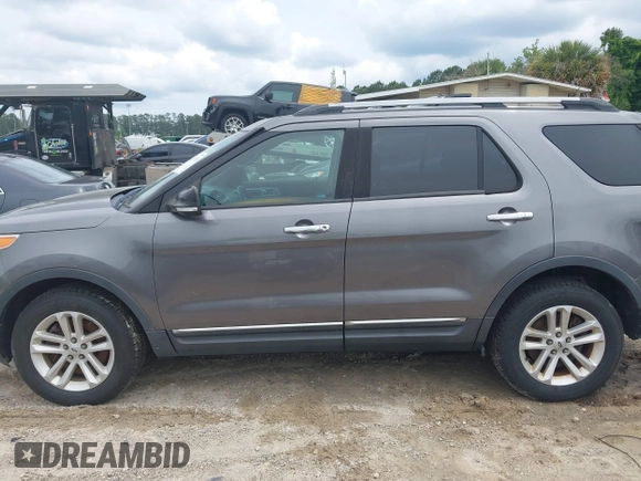 2014 Ford Explorer XLT with VIN 1FM5K8D82EGC55841, listed as a IAAI auction lot 42113070 with 150,387 mi miles and . Bid and sale history available at carsss.com. Image 14.