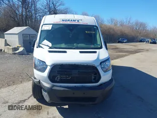 2019 Ford Transit with VIN 1FTYR2CM3KKB23320, listed as a IAAI auction lot 41824025 with 29,221 mi miles. Bid and sale history available at carsss.com. Image 12.