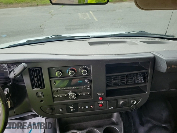 2015 Chevrolet Express Cargo with VIN 1GCWGFCF2F1163079, listed as a IAAI auction lot 42832363 with 183,774 mi miles and . Bid and sale history available at DreamBid. Image 22.