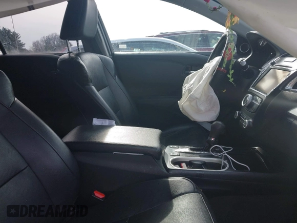 2017 Acura RDX w/Technology Pkg with VIN 5J8TB4H52HL017621, listed as a IAAI auction lot 41512169 with 105,029 mi miles. Bid and sale history available at carsss.com. Image 5.