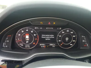 2019 Audi Q7 Premium Plus with VIN WA1LAAF71KD043207, listed as a Copart auction lot 51518805 with 89,782 mi miles and Salvage title. Bid and sale history available at DreamBid. Image 9.
