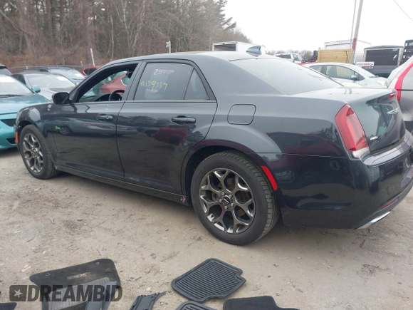 2015 Chrysler 300 with VIN 2C3CCAGG5FH814392, listed as a IAAI auction lot 41239339 with 142,046 mi miles. Bid and sale history available at carsss.com. Image 14.