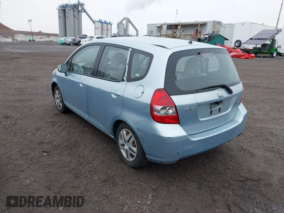 2007 Honda Fit z VIN JHMGD38417S035560, wystawiony jako IAAI lot #41960233 z przebiegiem 130 161 mil mil oraz . Historia ofert i sprzedaży dostępna na DreamBid. Obrazek 3.