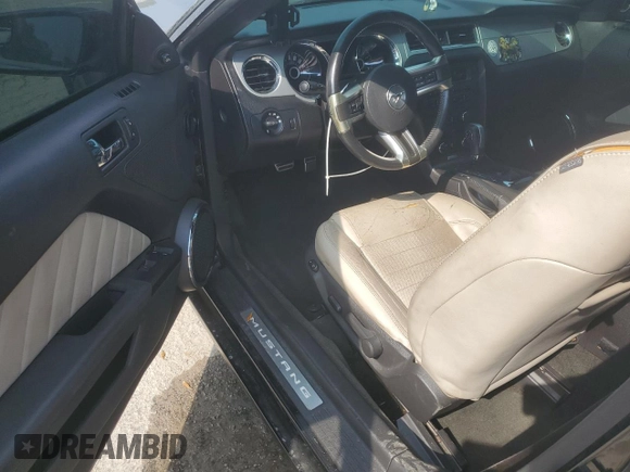 2014 Ford Mustang V6 with VIN 1ZVBP8EM2E5260681, listed as a Copart auction lot 57455675 with Not provided miles and Salvage title. Bid and sale history available at DreamBid. Image 8.