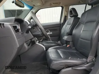 2008 Jeep Patriot Limited with VIN 1J8FT48W28D700911, listed as a Copart auction lot 47452615 with 152,602 mi miles and Salvage Title. Bid and sale history available at DreamBid. Image 7.