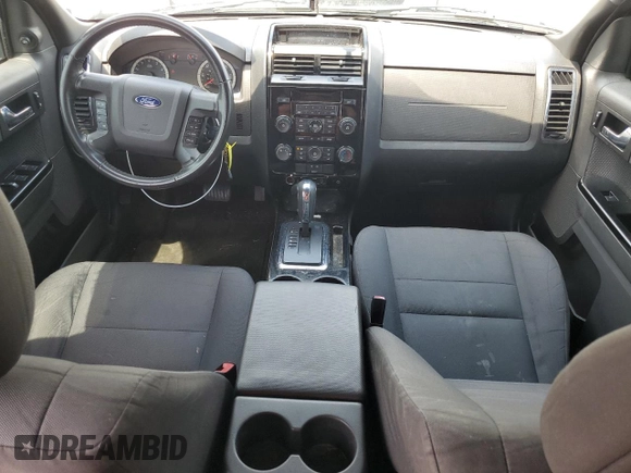 2011 Ford Escape XLT z VIN 1FMCU9DG8BKA85654, wystawiony jako Copart lot #64616925 z przebiegiem 188 948 mil mil oraz Szkoda całkowita • Salvage title. Historia ofert i sprzedaży dostępna na DreamBid. Obrazek 8.