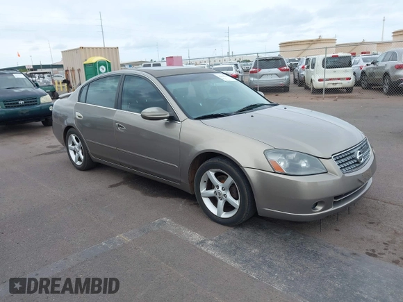 2005 Nissan Altima SE z VIN 1N4BL11EX5C161029, wystawiony jako IAAI lot #42044113 z przebiegiem 124 313 mil mil oraz . Historia ofert i sprzedaży dostępna na DreamBid. Obrazek 1.