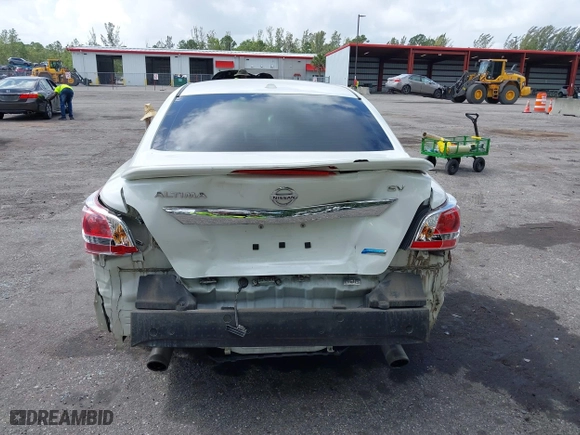2013 Nissan Altima 2.5 SL with VIN 1N4AL3APXDN421828, listed as a IAAI auction lot 41958638 with 132,717 mi miles. Bid and sale history available at carsss.com. Image 17.