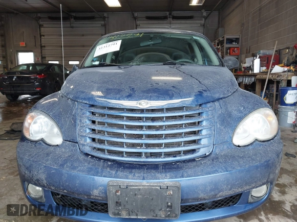2009 Chrysler PT Cruiser Touring with VIN 3A8FY58969T589888, listed as a IAAI auction lot 41312791 with 133,184 mi miles. Bid and sale history available at carsss.com. Image 12.