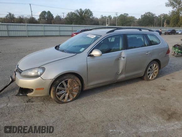 2014 Volkswagen Jetta SportWagen TDI w/Sunroof with VIN 3VWPL7AJ0EM614862, listed as a Copart auction lot 82580534 with 106,282 mi miles and Salvage Title. Bid and sale history available at carsss.com. Image 1.